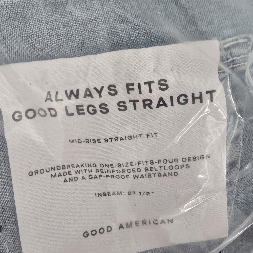 **NEW** ONE SIZE 6-12 Good American - Light Blue - Always Fits - Straight Jeans